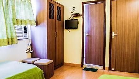 Tiger Inn Kolkata Ngoại thất bức ảnh